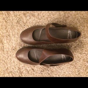 Brown Dansko Mary Jane